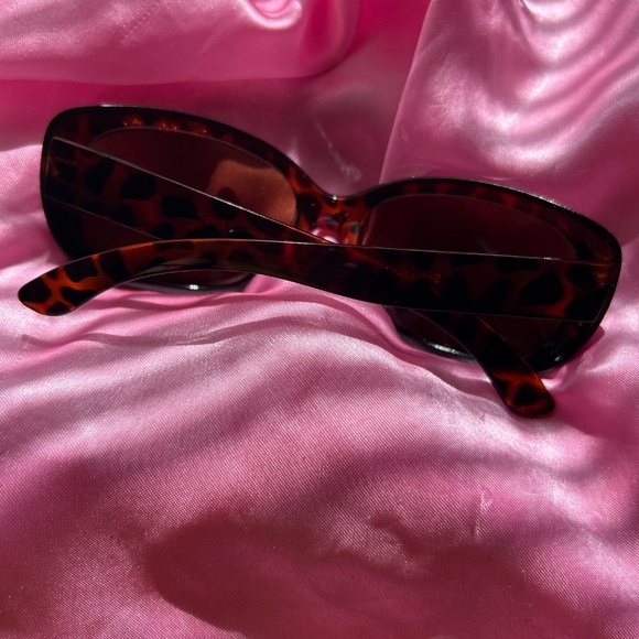 Polarized Sunglasses - Picture 2 of 2